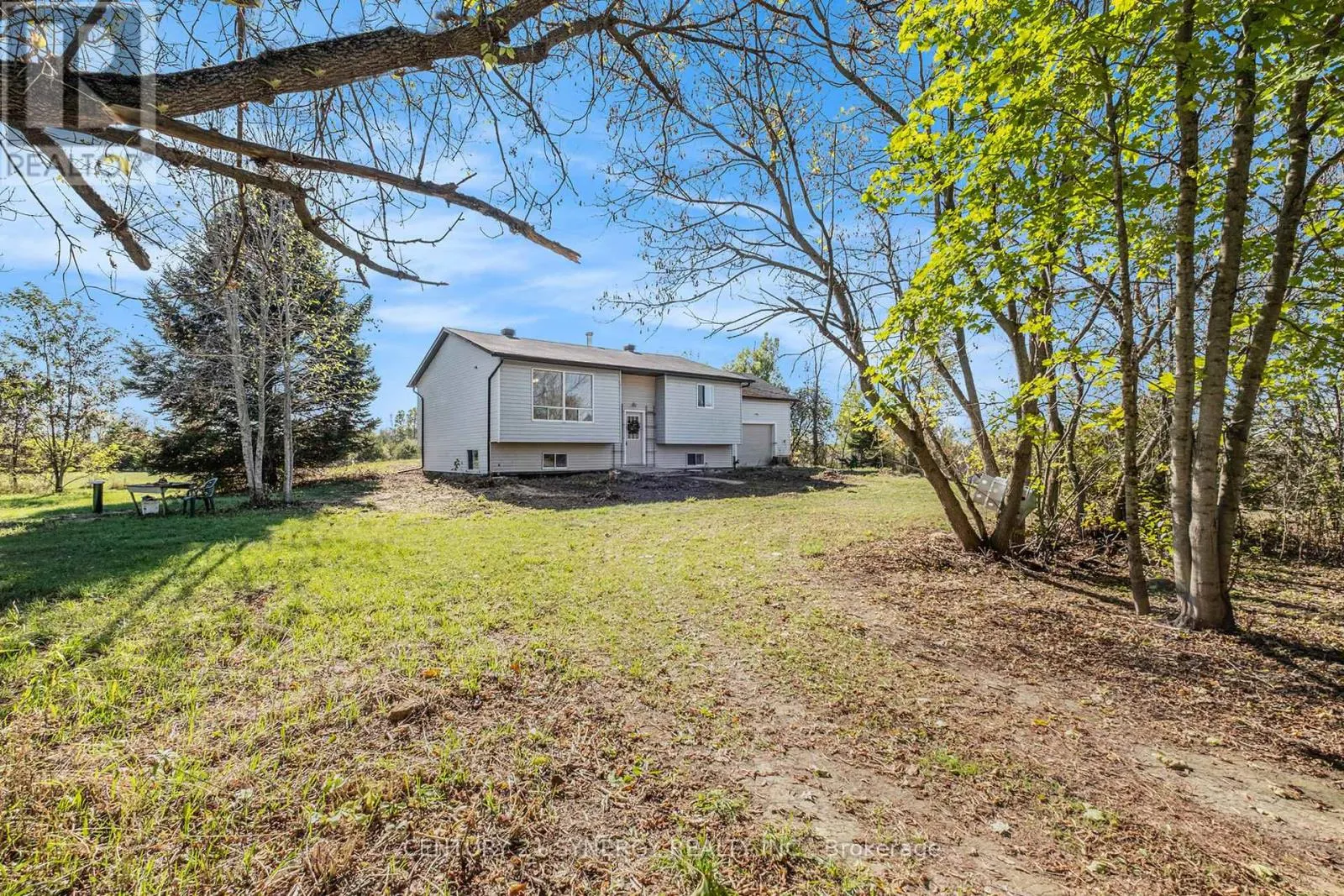 864 WEEDMARK ROAD