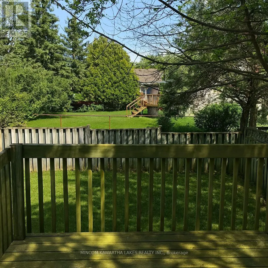 1134 HUNTINGTON CIRCLE