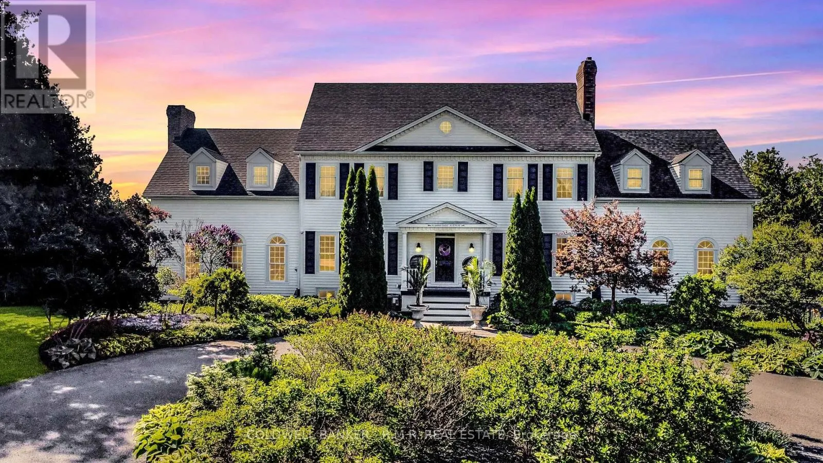 10 ARMITAGE AVENUE