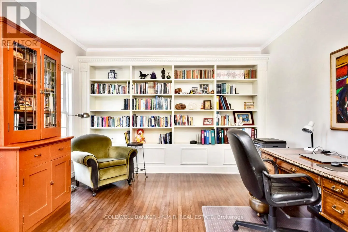 10 ARMITAGE AVENUE