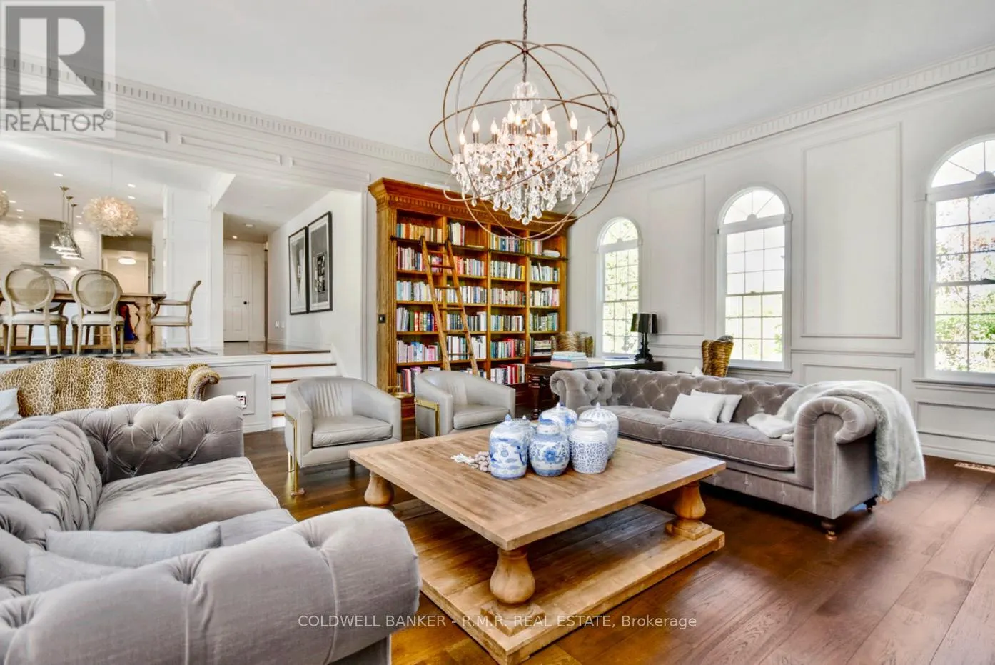 10 ARMITAGE AVENUE