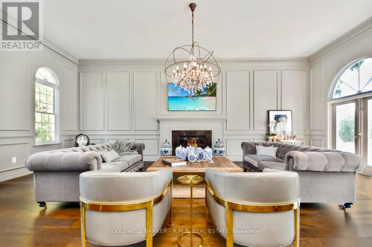 10 ARMITAGE AVENUE