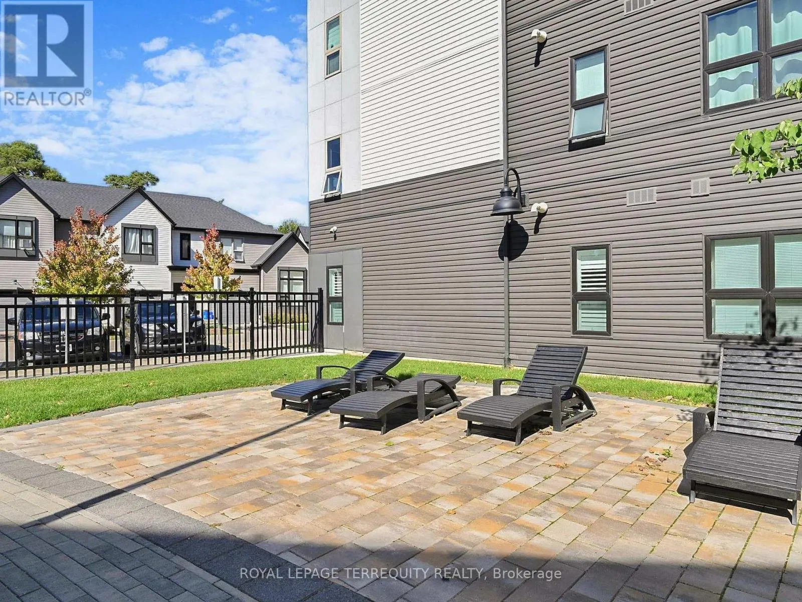 419 - 110 FERGUS AVENUE