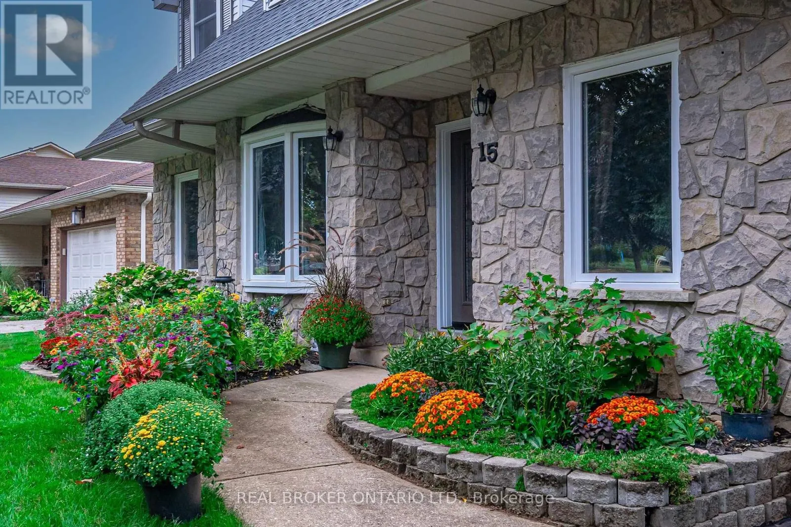 15 BLUE FOREST DRIVE