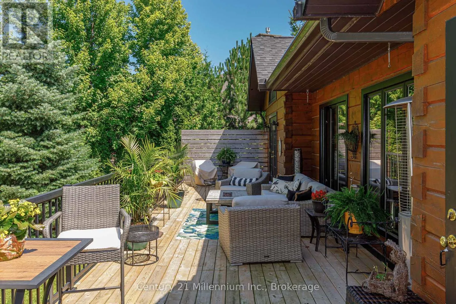 108 CORTINA CRESCENT