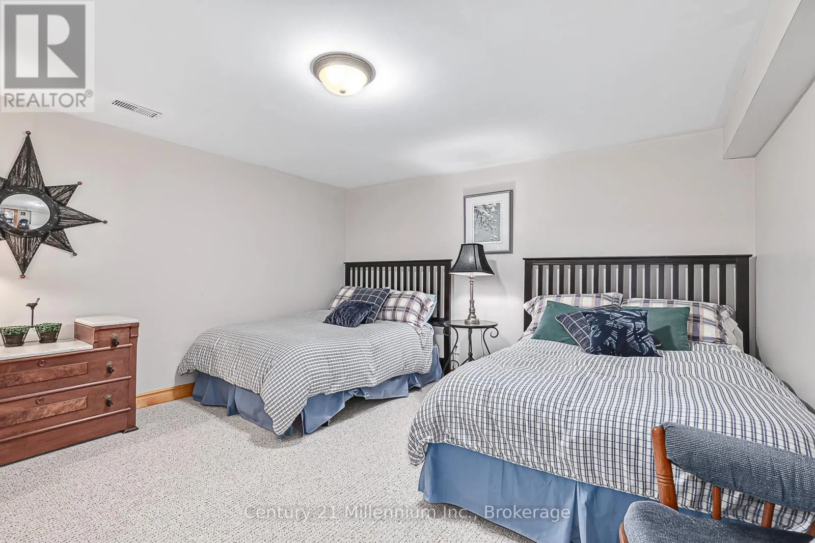 108 CORTINA CRESCENT
