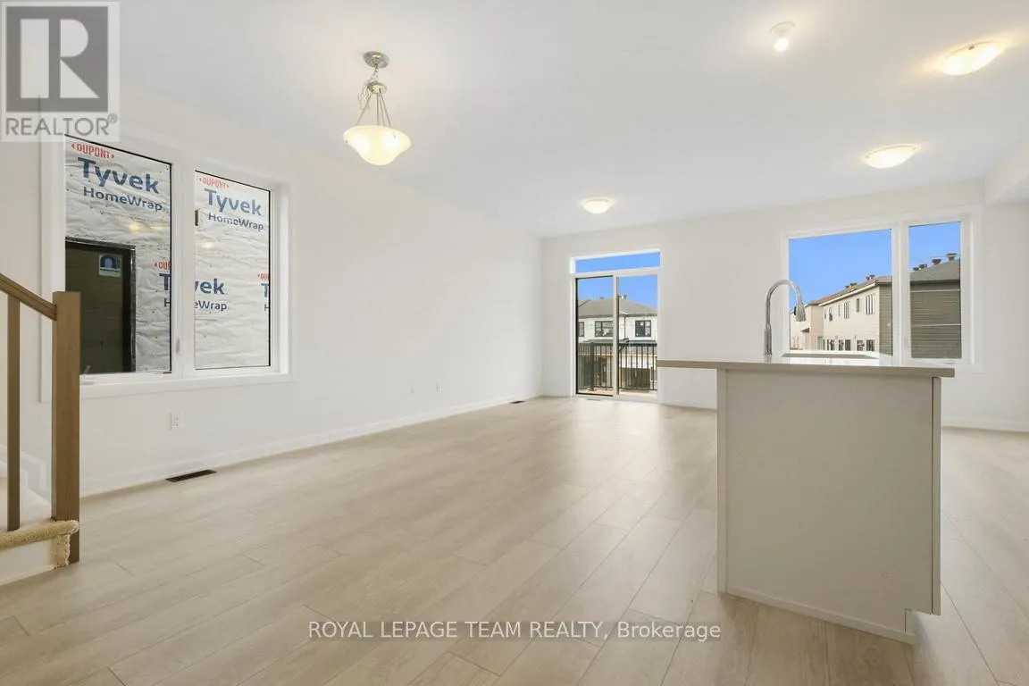 975 ATHENRY COURT