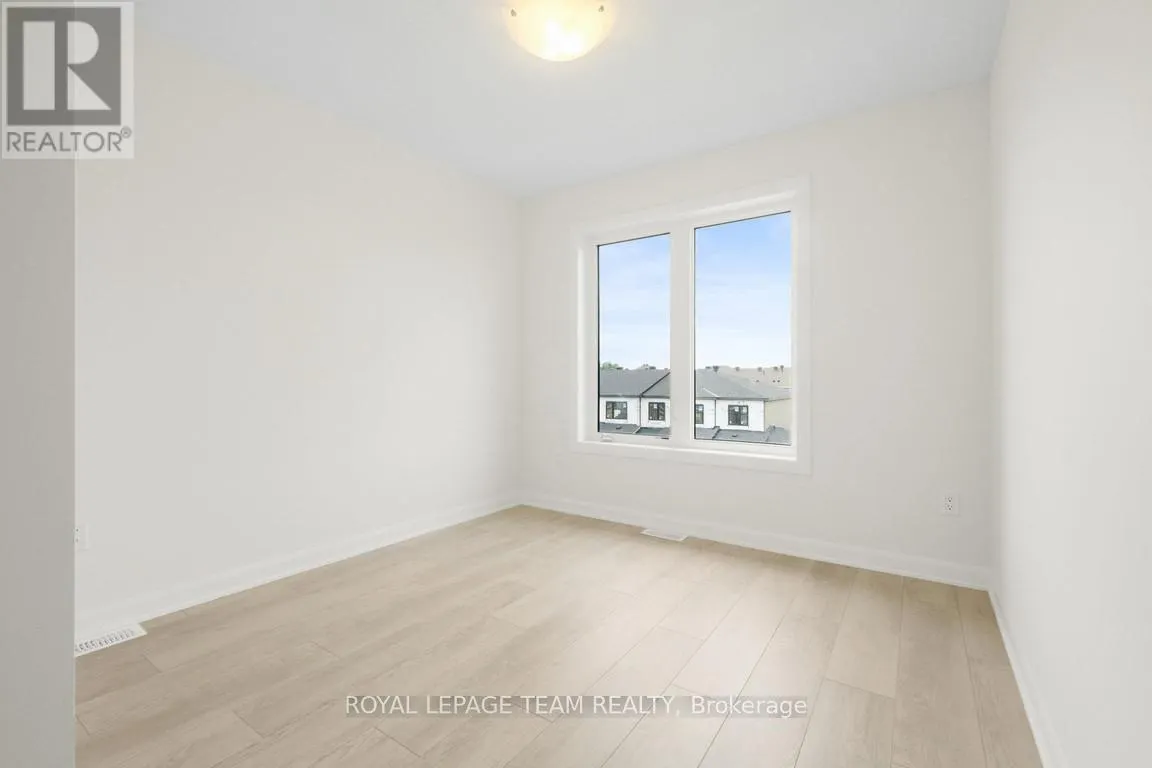975 ATHENRY COURT