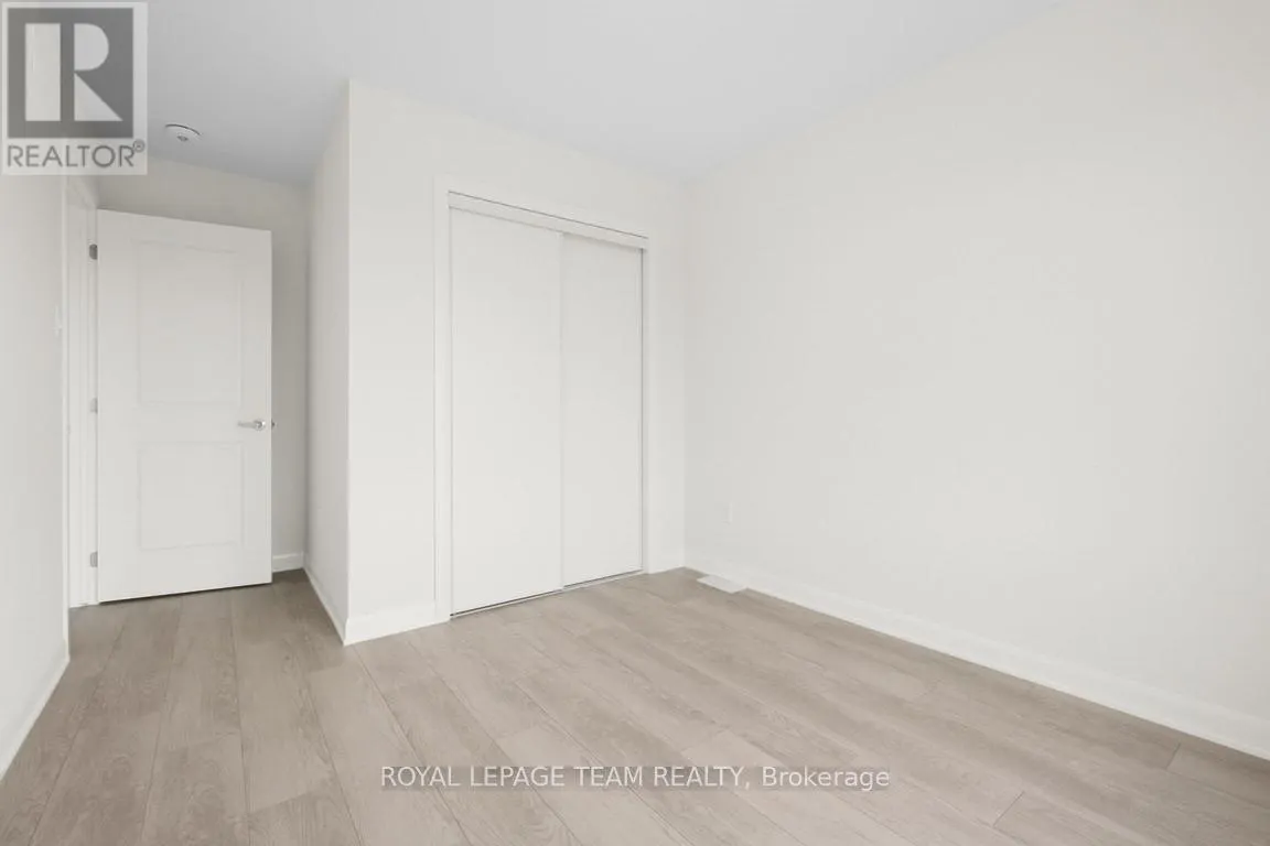 975 ATHENRY COURT