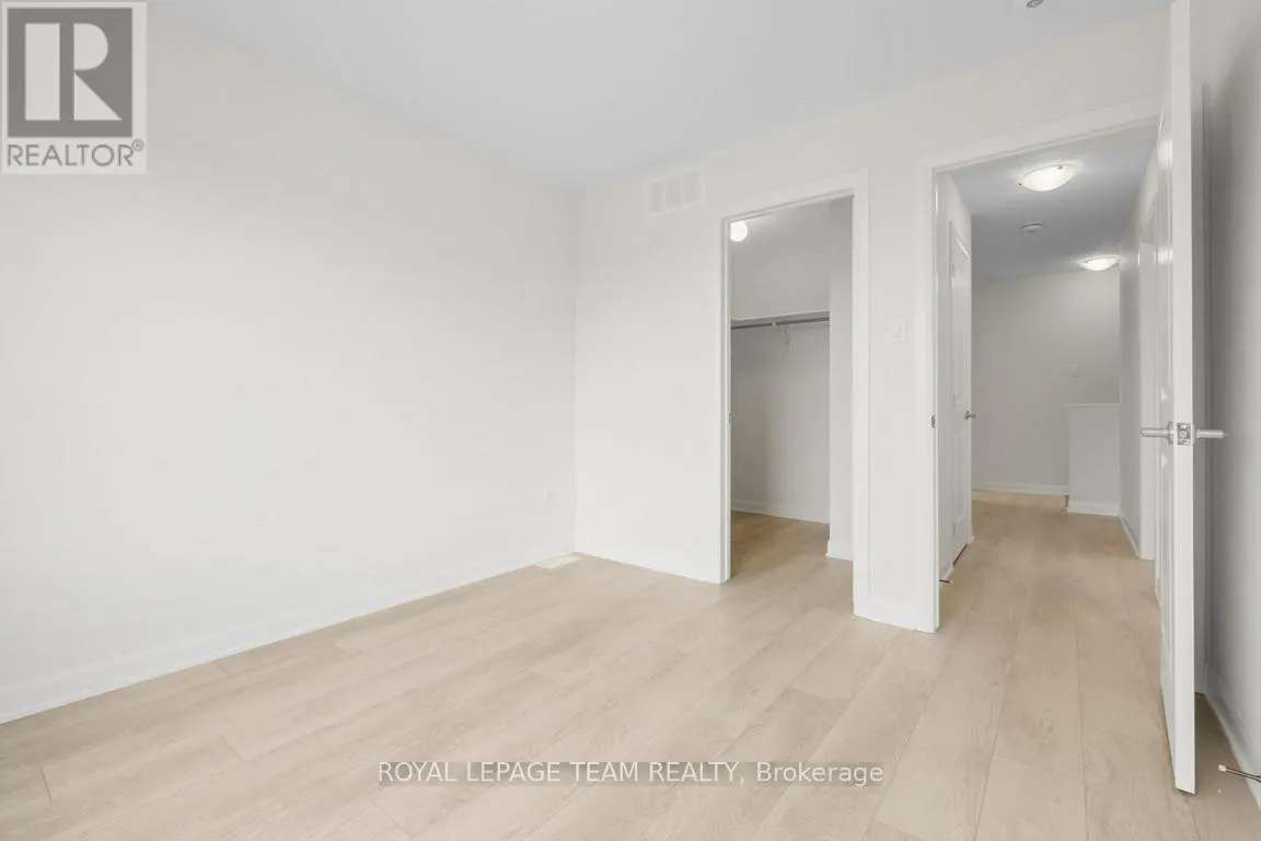 975 ATHENRY COURT