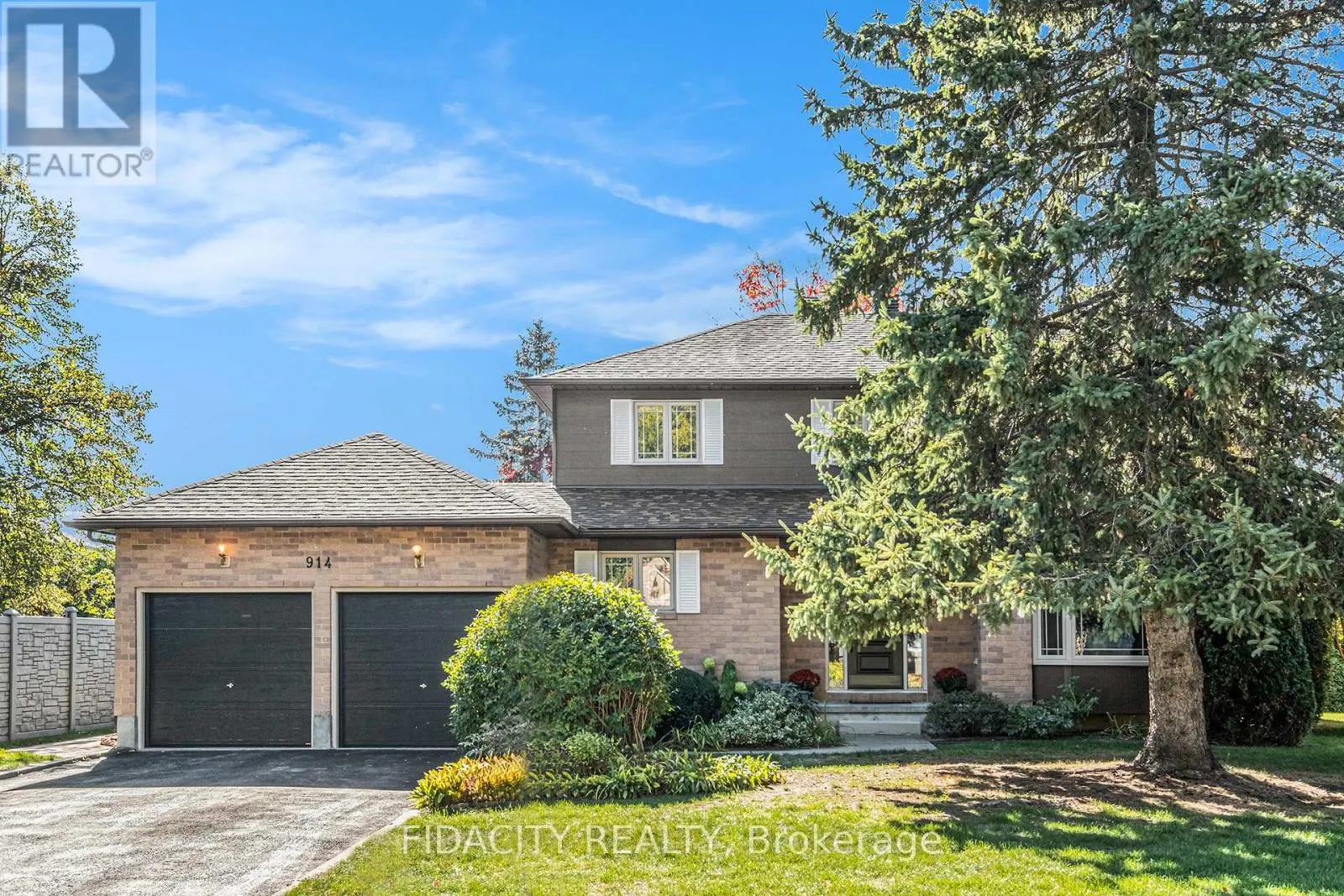 914 LONG MEADOW WAY