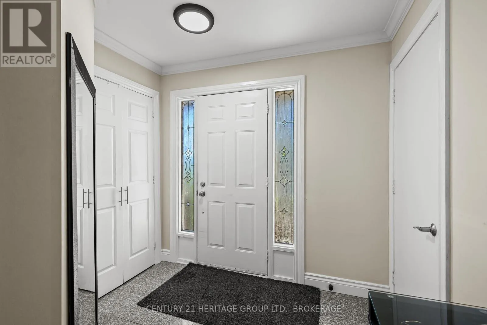 29 - 1098 KING STREET W, #29