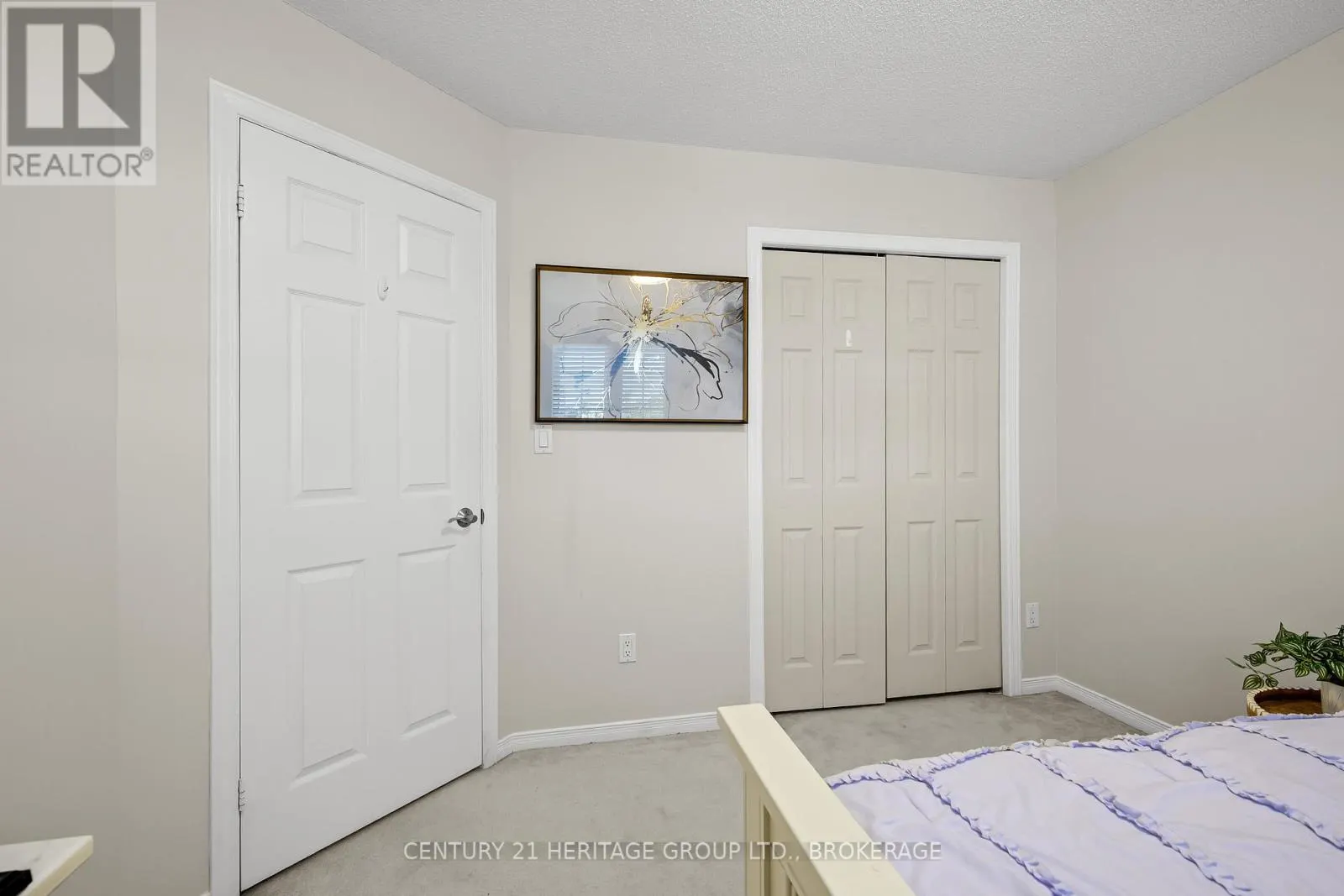 29 - 1098 KING STREET W, #29