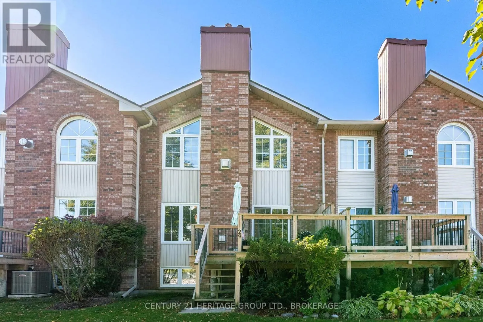 29 - 1098 KING STREET W, #29