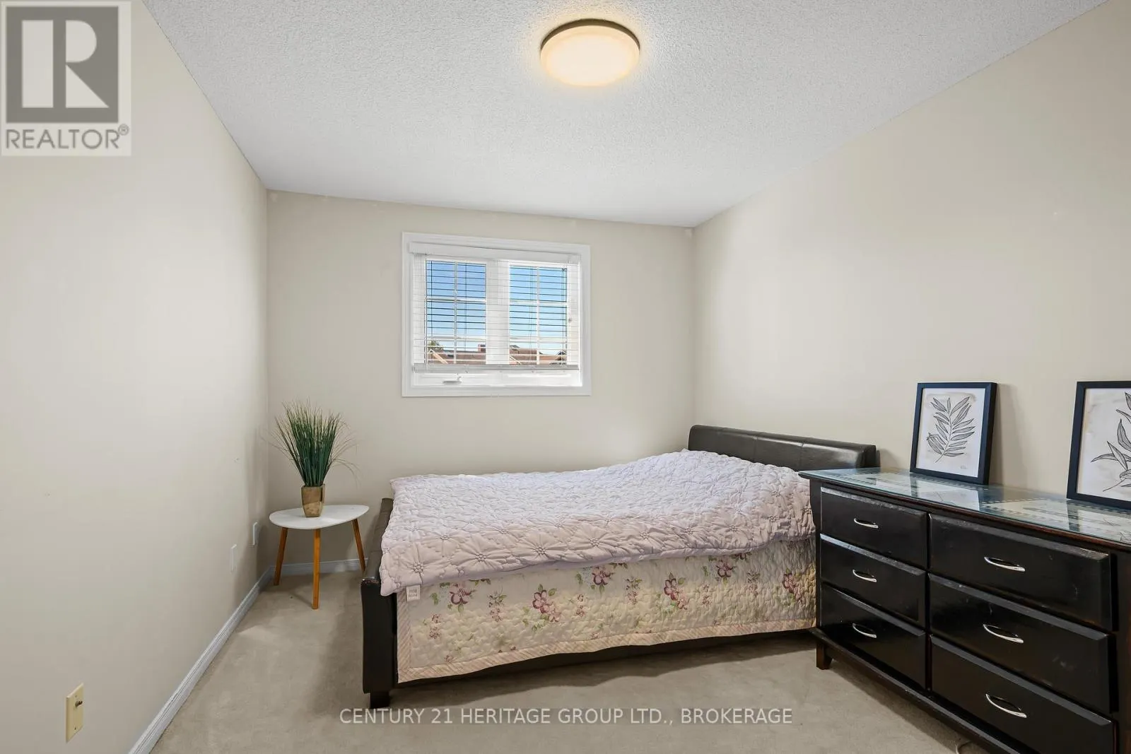 29 - 1098 KING STREET W, #29