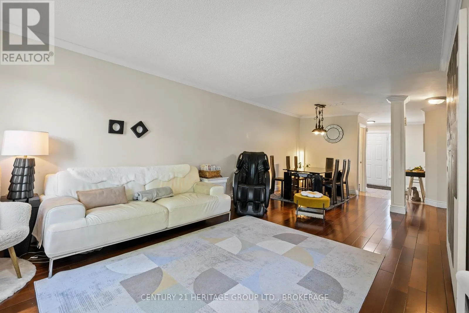 29 - 1098 KING STREET W, #29