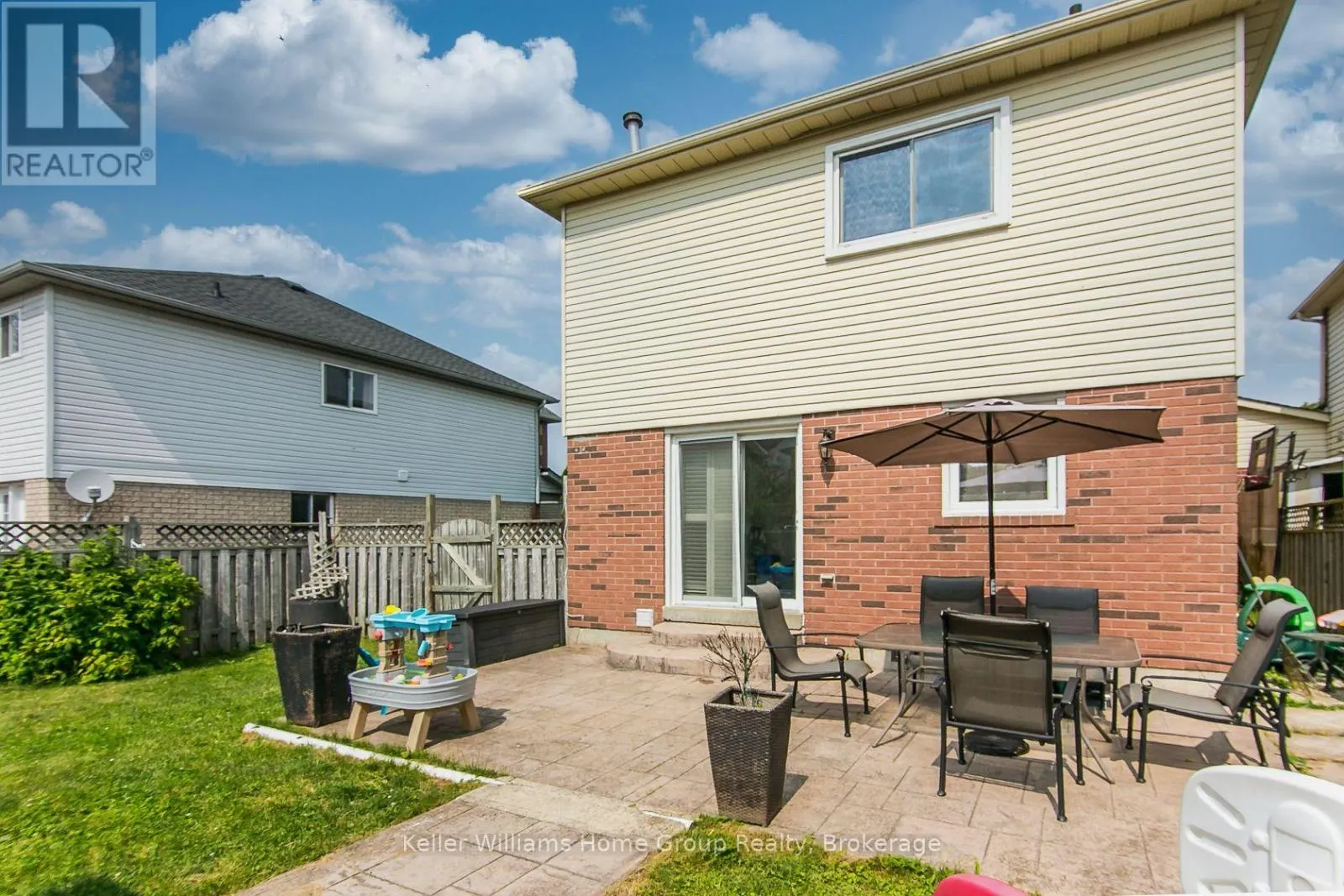 334 CHRISTOPHER DRIVE