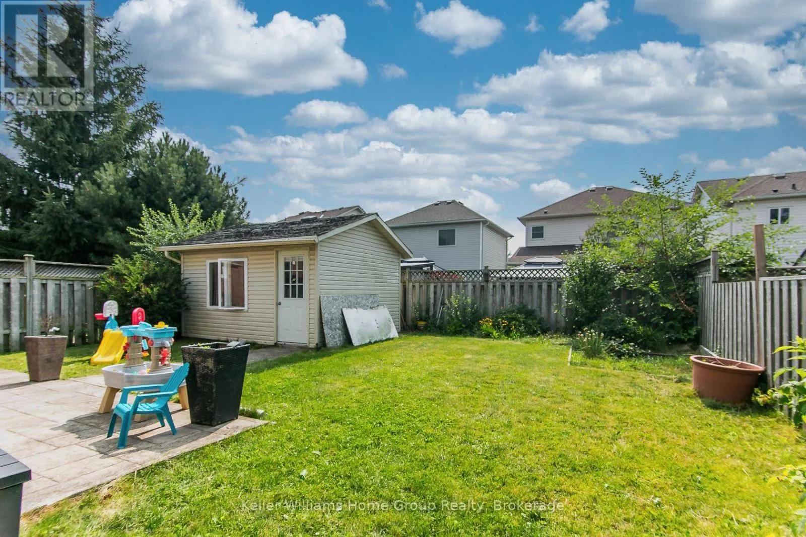 334 CHRISTOPHER DRIVE