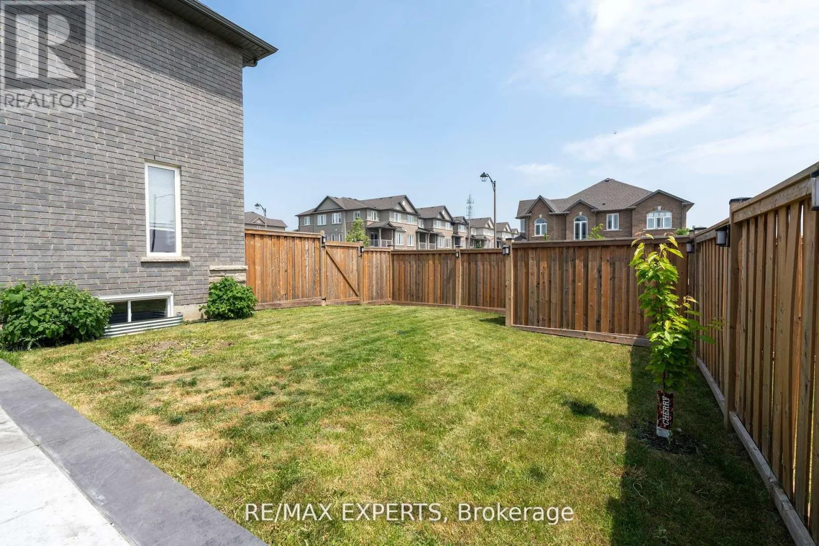 316 DALGLEISH TRAIL