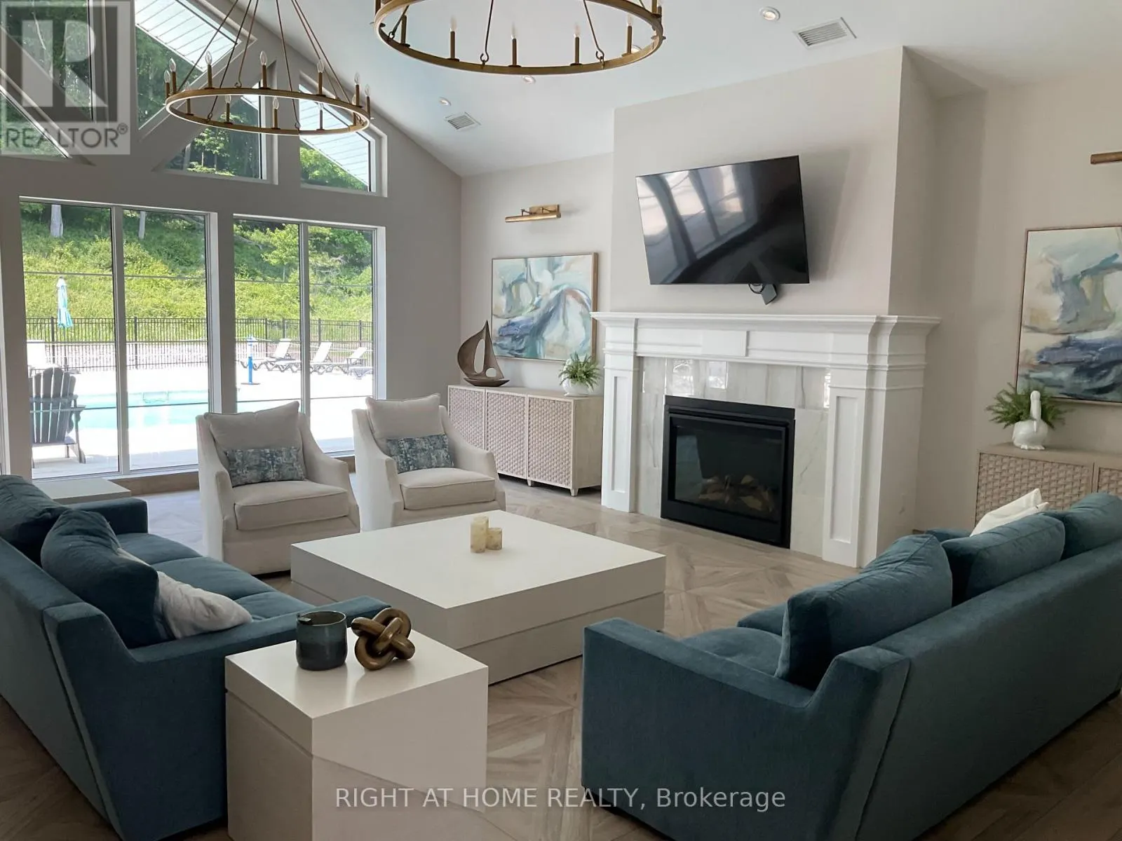 211 - 100 THE PROMENADE ROAD