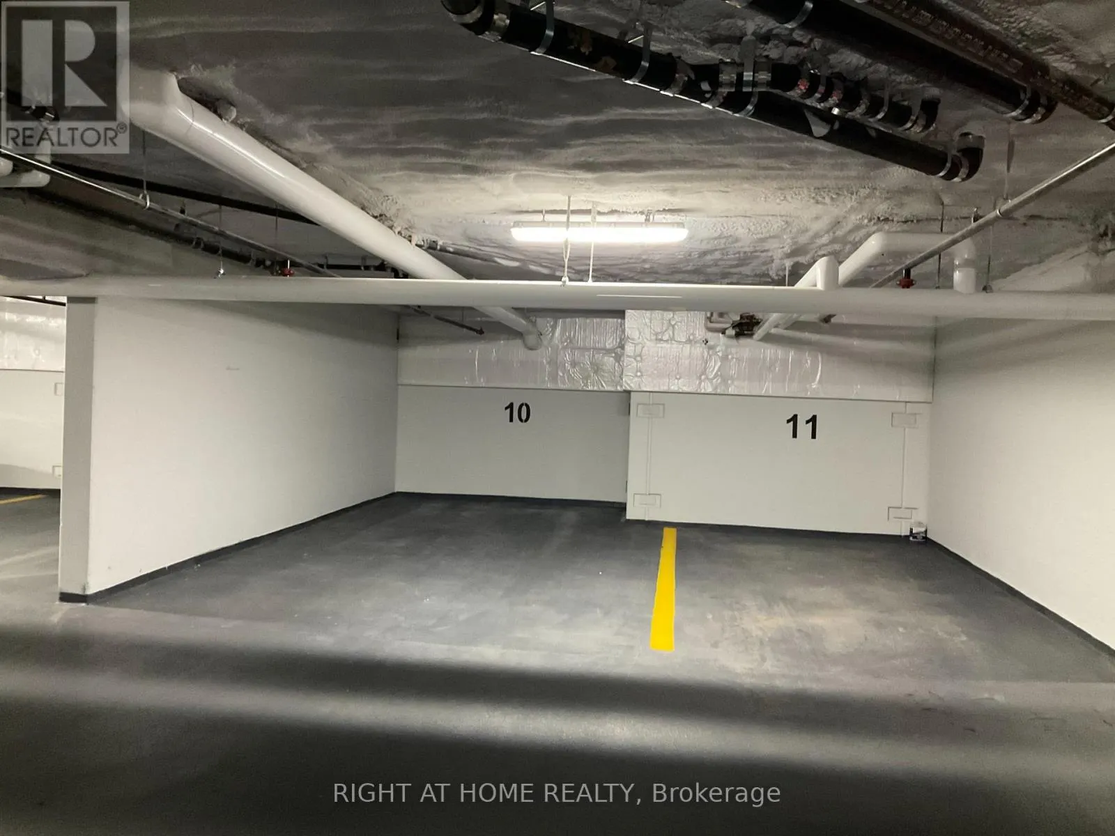 211 - 100 THE PROMENADE ROAD