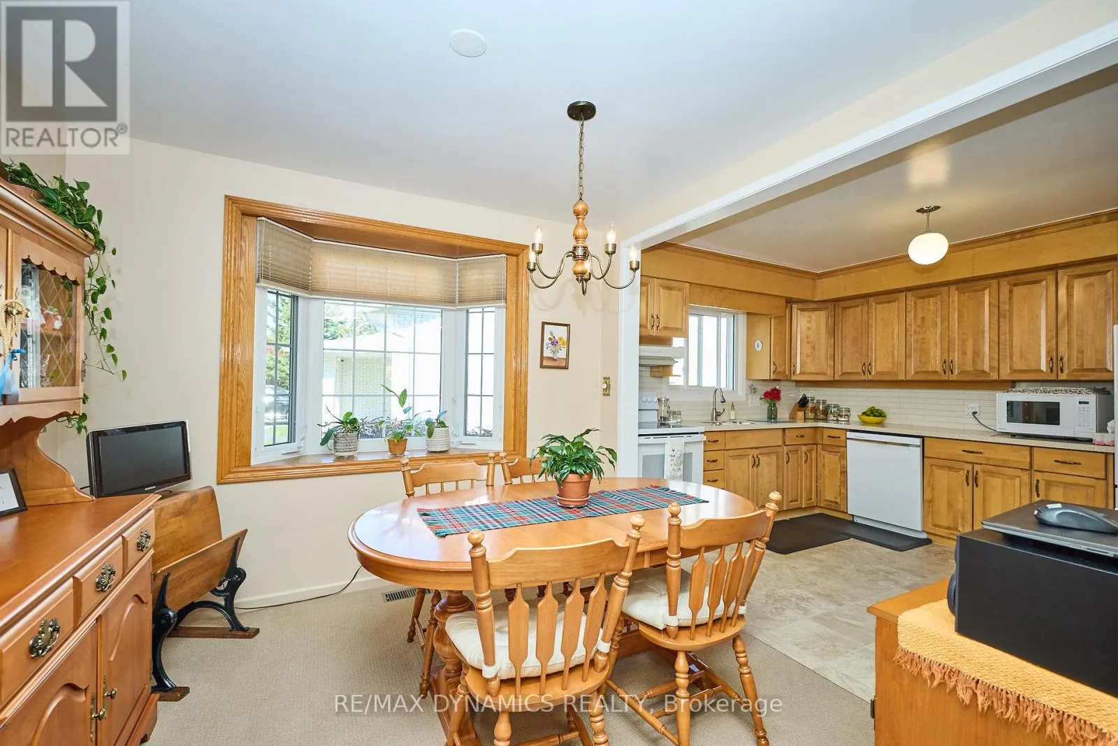 6787 CORWIN CRESCENT