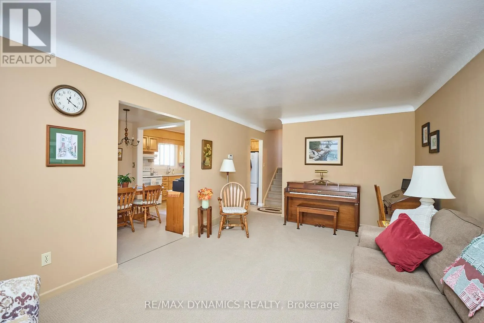 6787 CORWIN CRESCENT