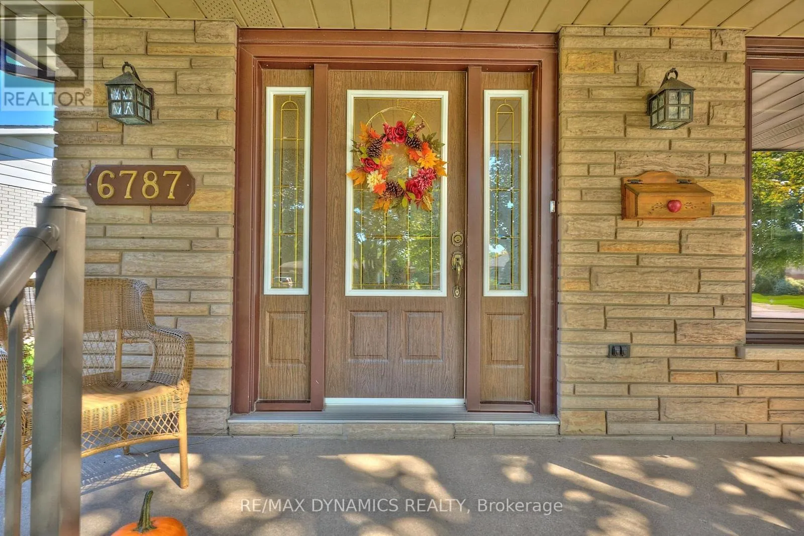 6787 CORWIN CRESCENT