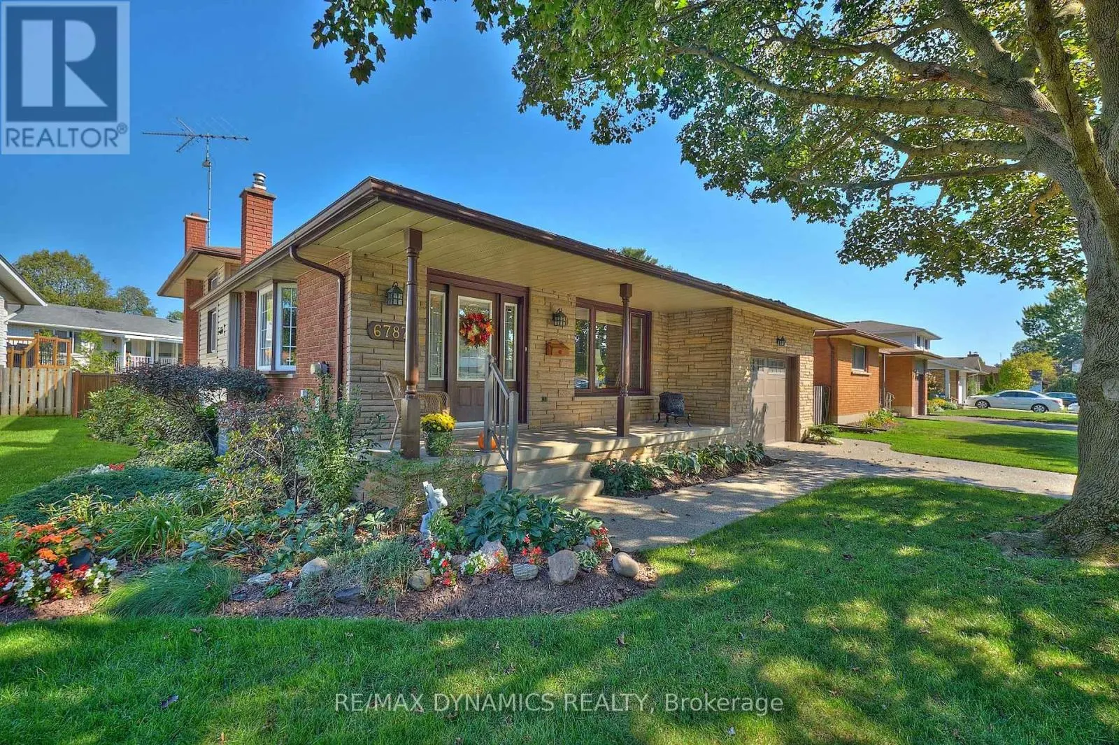 6787 CORWIN CRESCENT