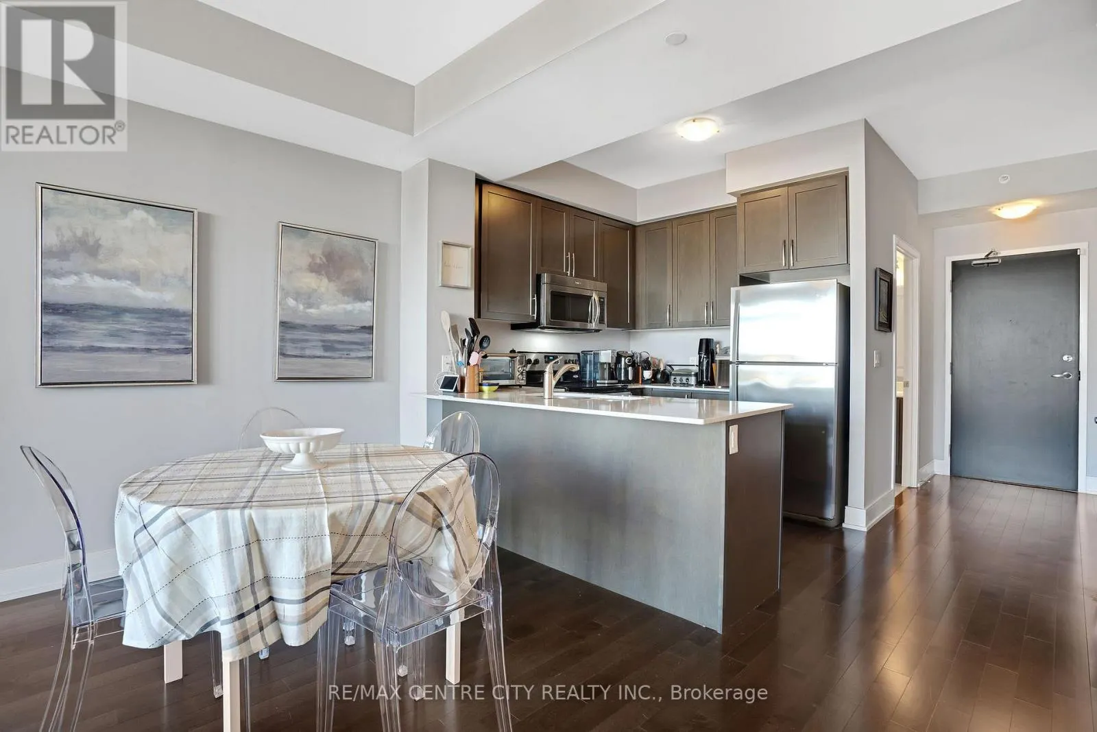 1009 - 144 PARK STREET, #1009
