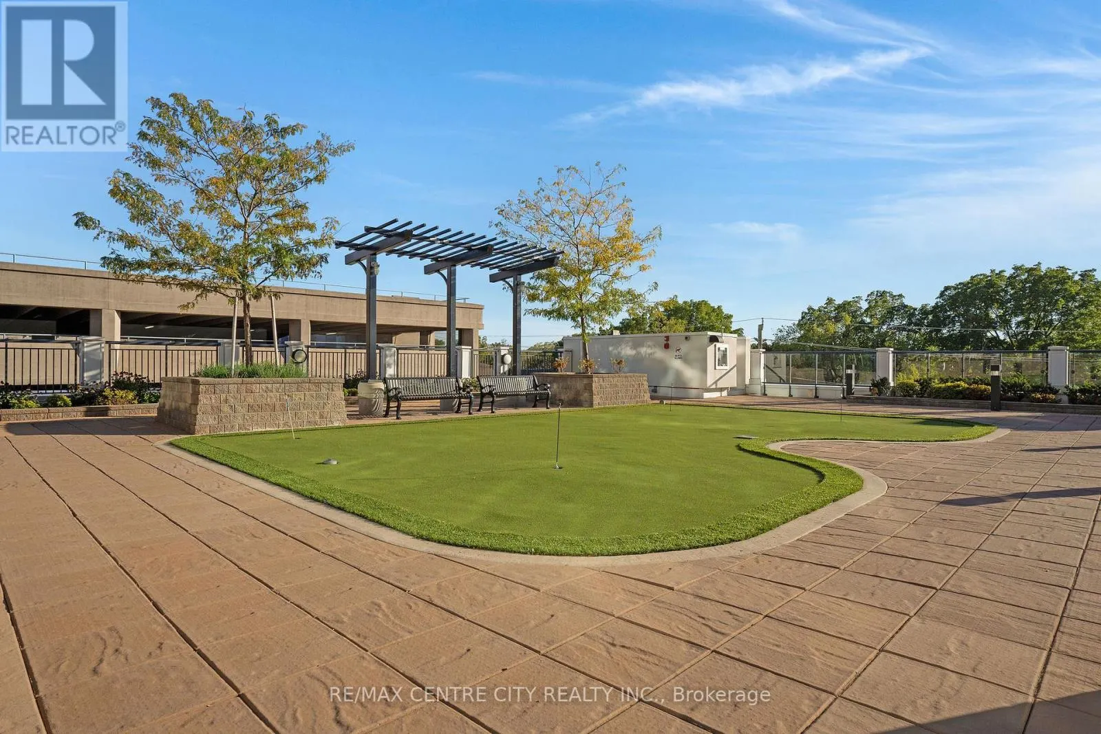 1009 - 144 PARK STREET, #1009
