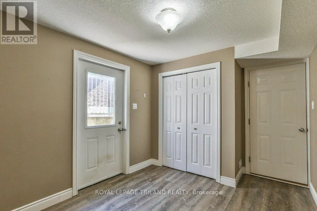 1152 OAKCROSSING ROAD