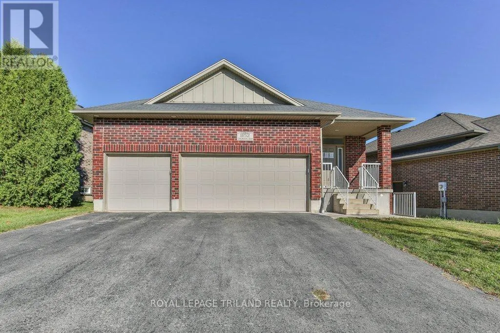 1152 OAKCROSSING ROAD