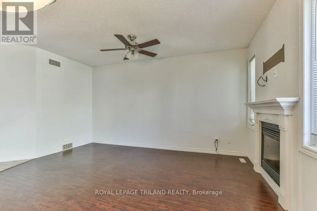 1152 OAKCROSSING ROAD