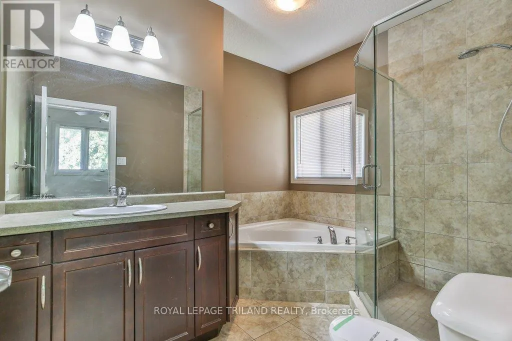 1152 OAKCROSSING ROAD