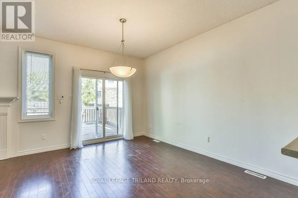 1152 OAKCROSSING ROAD