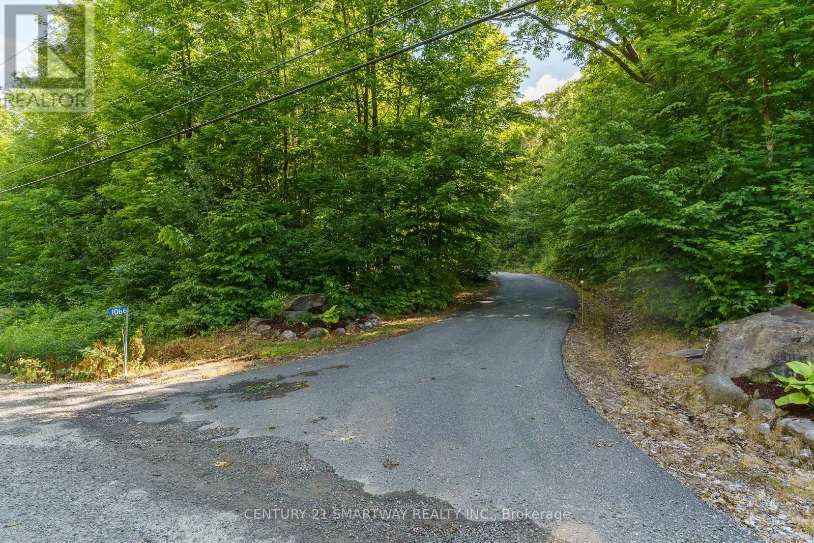 1066 TALLY-HO WINTER PARK ROAD
