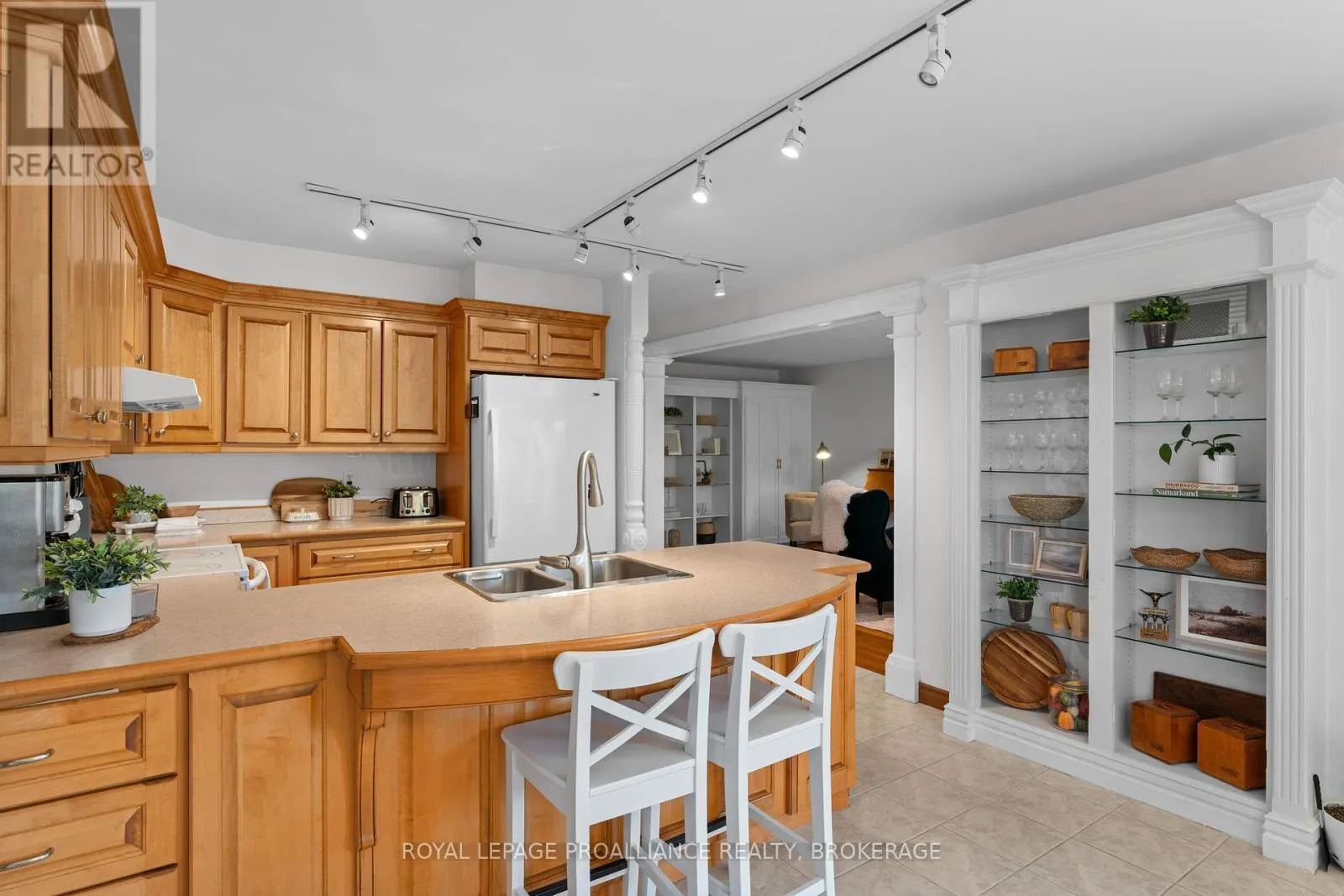 995 AUDEN PARK DRIVE