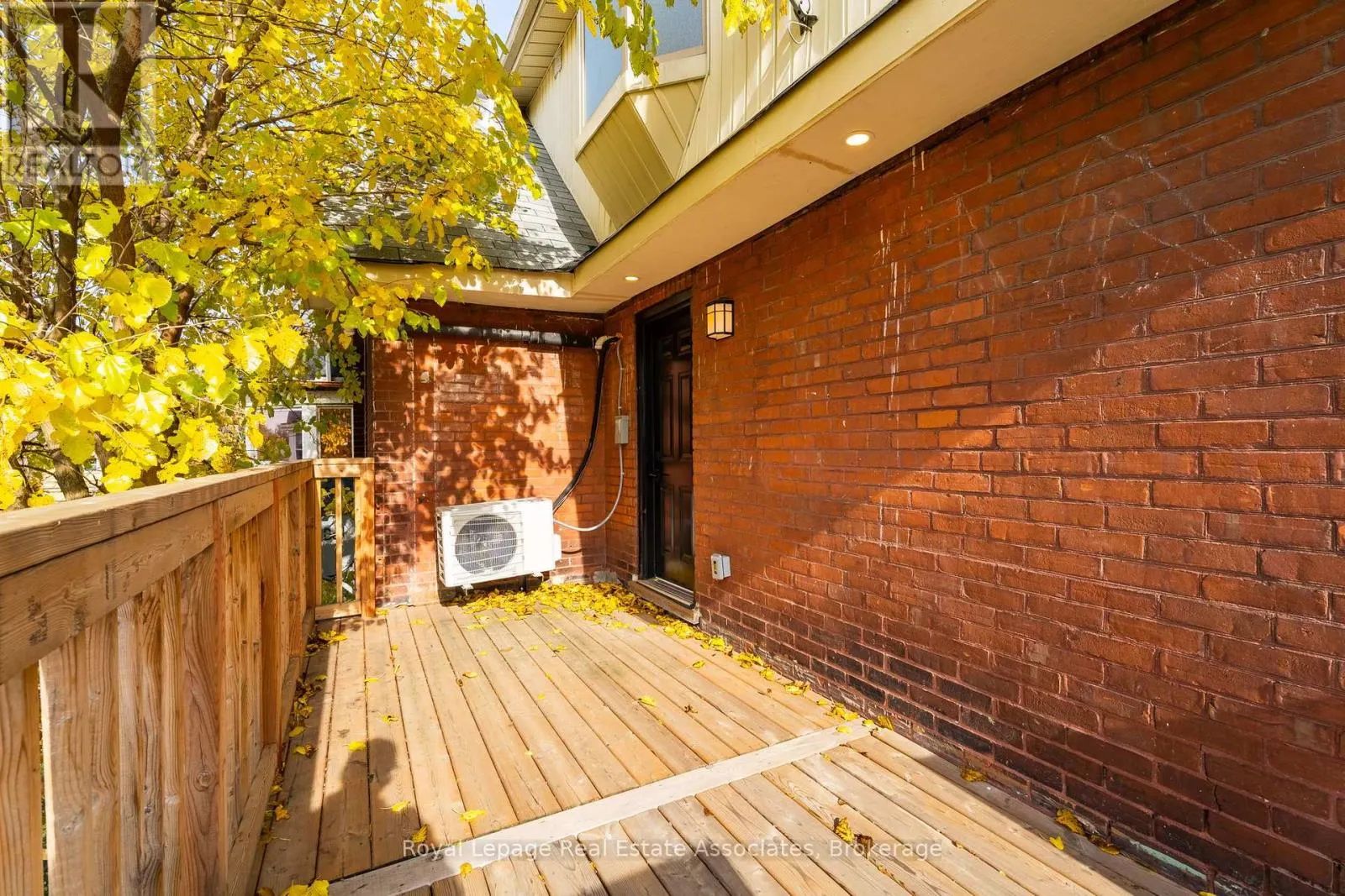 2 - 55 CAYUGA STREET