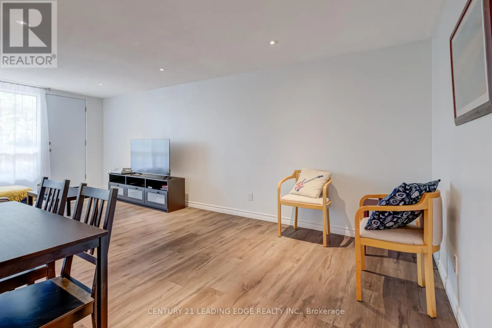 314 - 30 AVALON PLACE