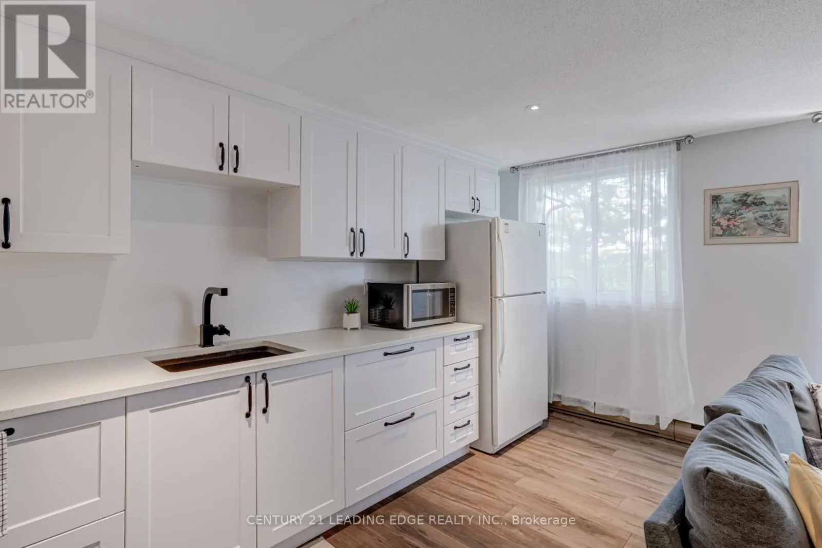 314 - 30 AVALON PLACE
