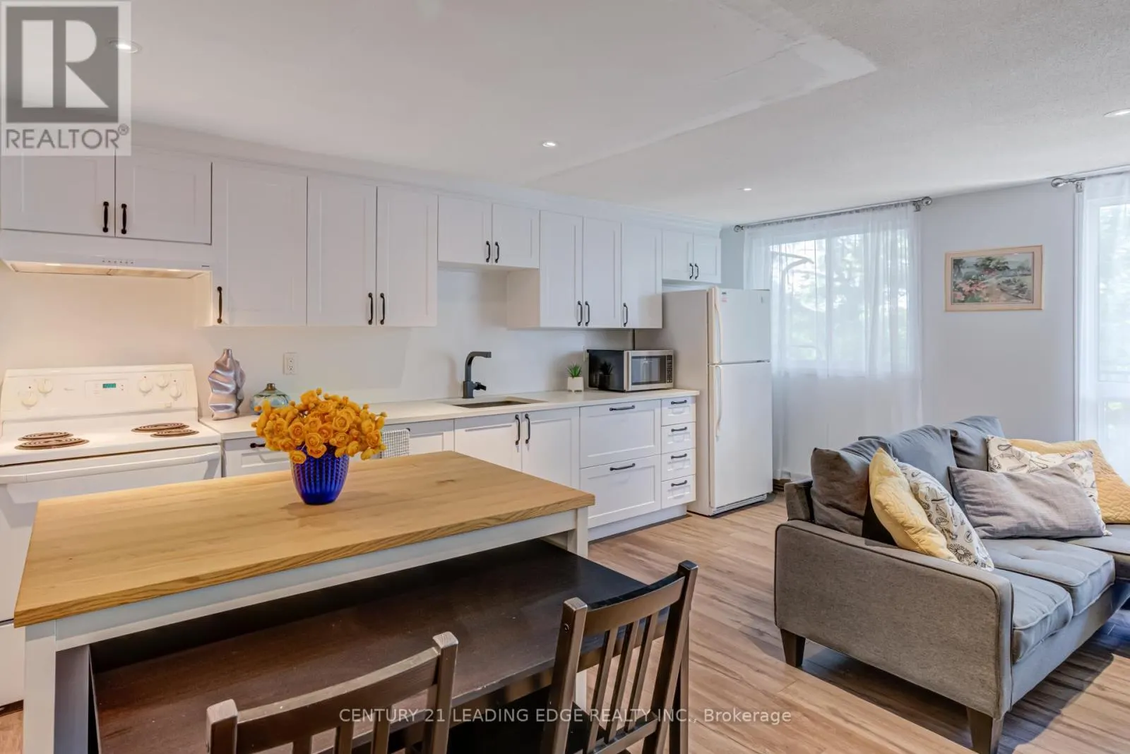 314 - 30 AVALON PLACE