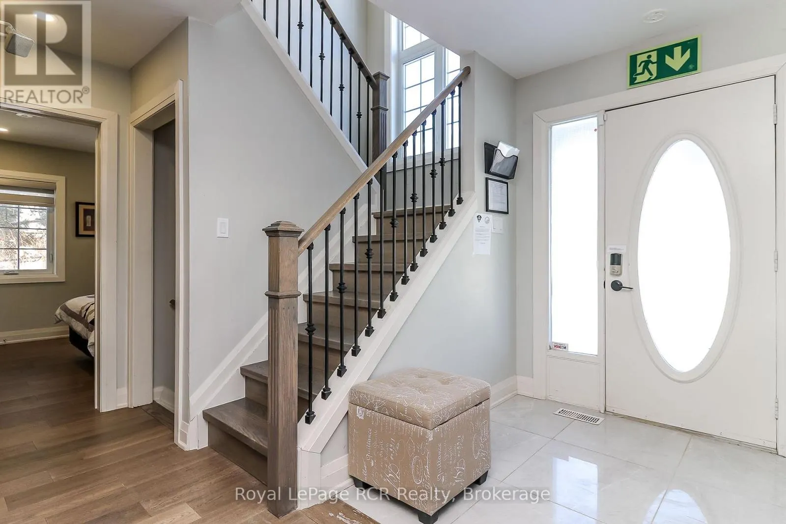 22 - 162 SETTLERS WAY, #22