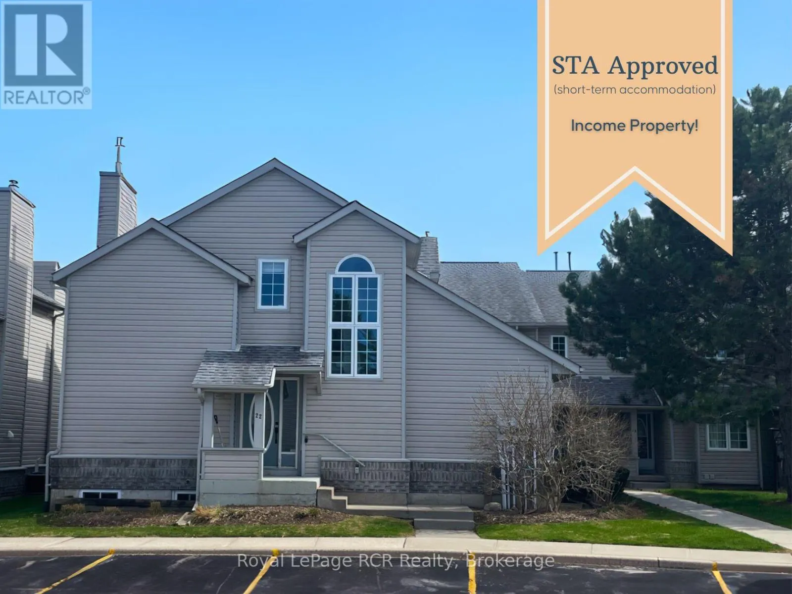 22 - 162 SETTLERS WAY, #22