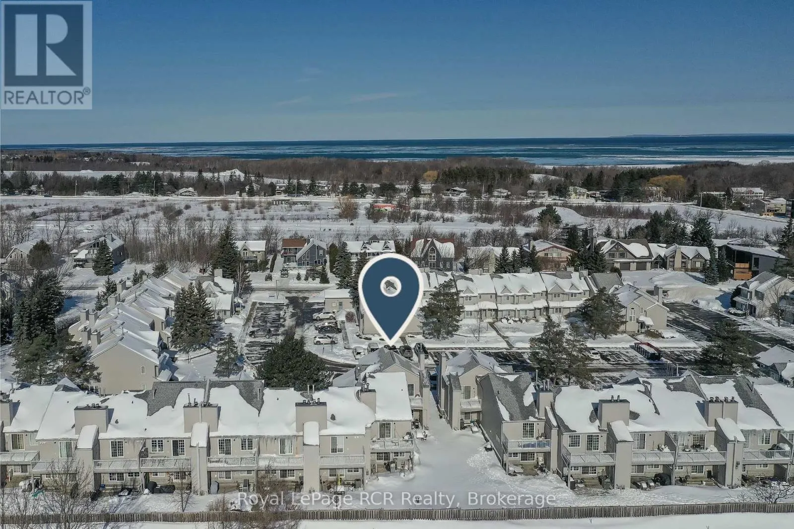 22 - 162 SETTLERS WAY, #22