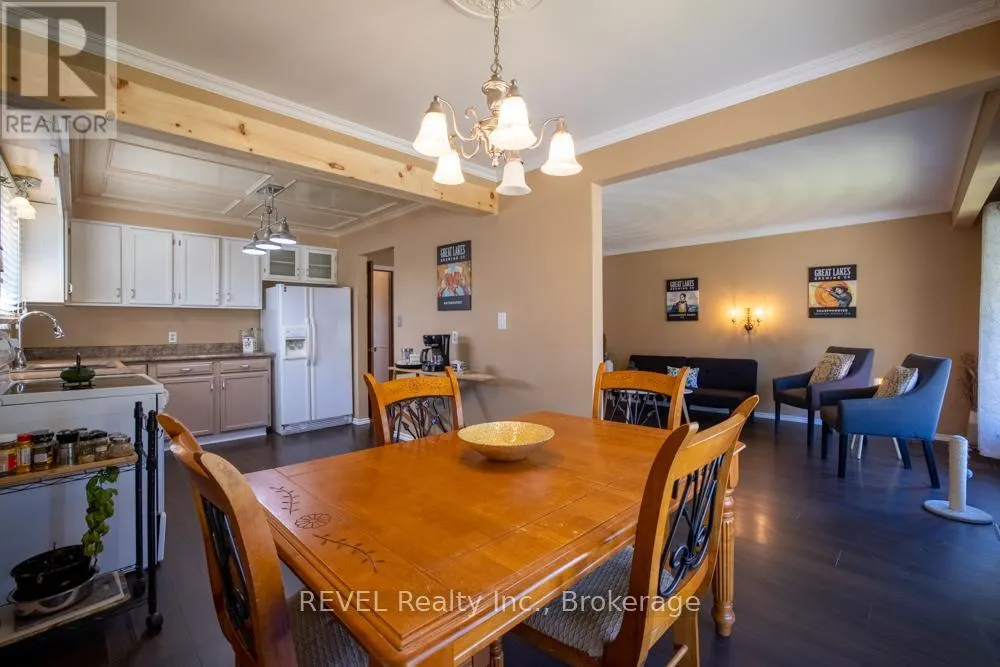 43 TRELAWN PARKWAY