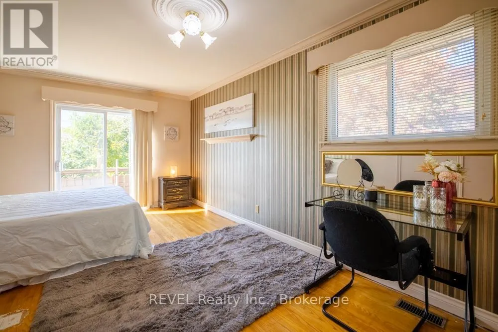 43 TRELAWN PARKWAY