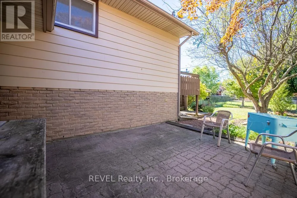 43 TRELAWN PARKWAY