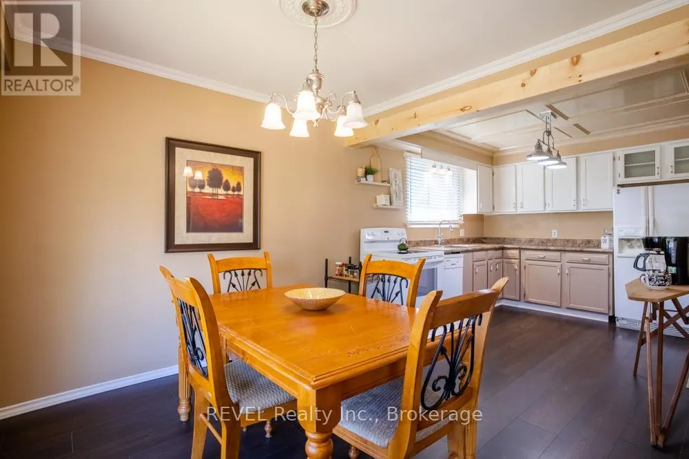 43 TRELAWN PARKWAY