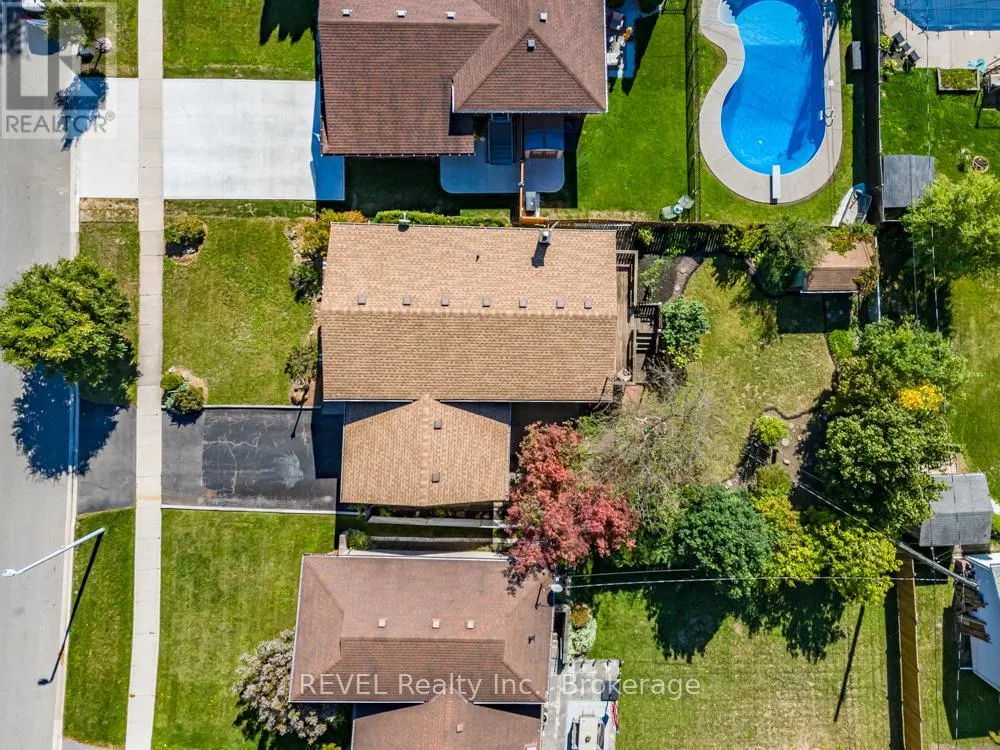 43 TRELAWN PARKWAY